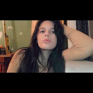 Meet your Posher, Maddie